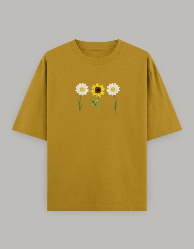 Sunny Daisy Floral Oversized Tee t-shirt oversized fit cotton fabric heavyweight fabric printed design detail view by HAViT Apparel
