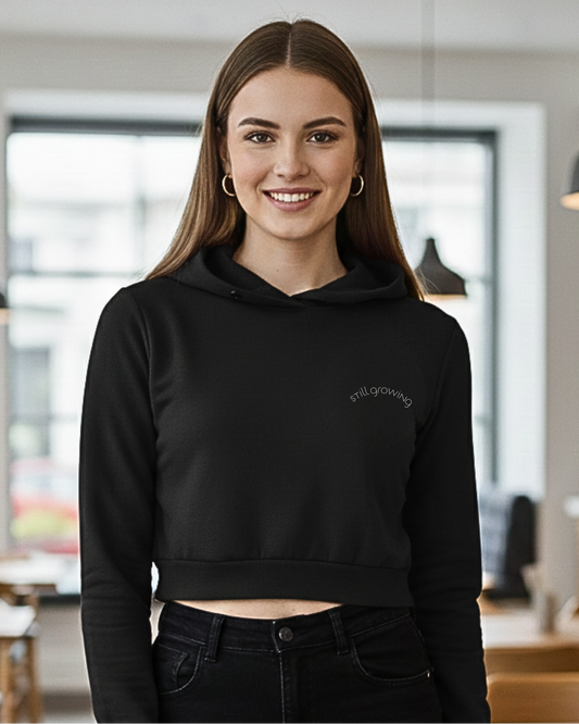 Still Growing Cropped Hoodie – Left Pocket Curve Print hoodie cotton fabric heavyweight fabric graphic print printed design detail view by HAViT Apparel